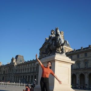 Meet your Posher, Putthida